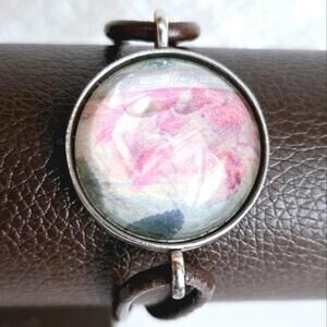 Glass Pendant Bracelet with Lobster Claw Clasp